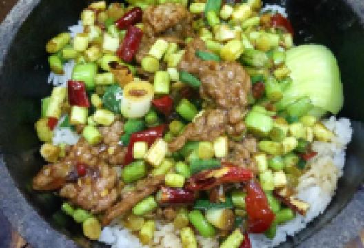 猪派牛扒·石锅饭(凤岗铜锣湾动感之都时尚百货店)美食图片