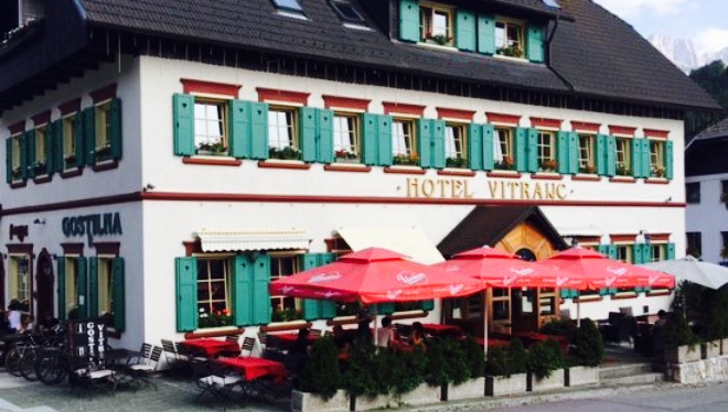 Hotel Vitranc Restaurant餐厅图片