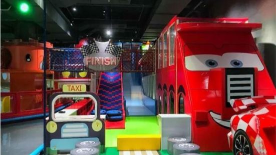Running Car Land