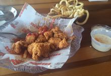 Hooters - Lansing美食图片