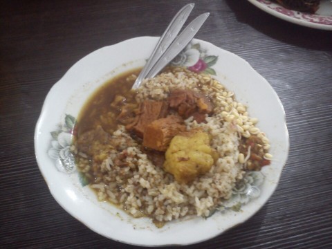 Rawon Nguling餐厅图片