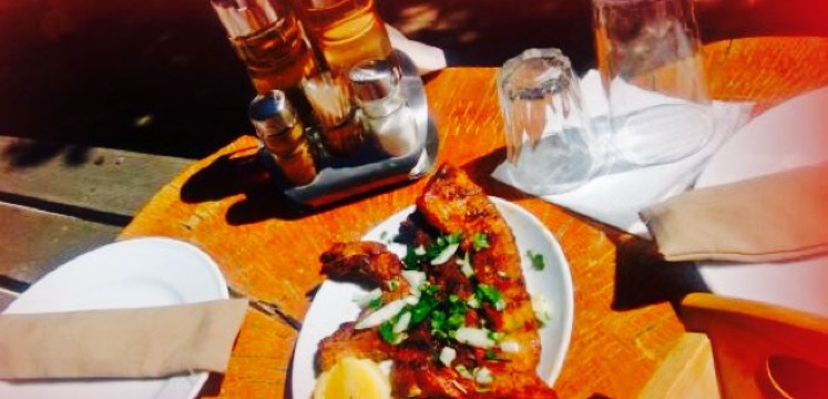 Drosoulites Rakadiko餐厅图片