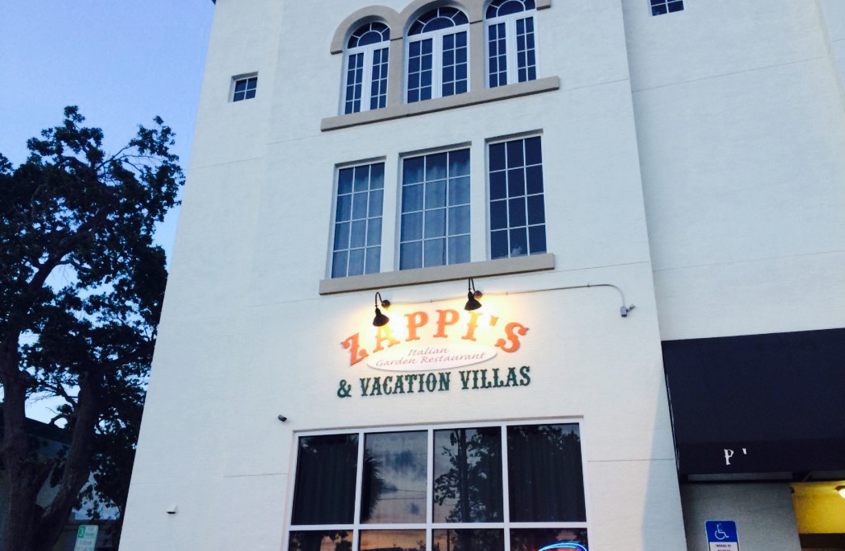 Zappi's Italian Garden Restaurant餐厅图片
