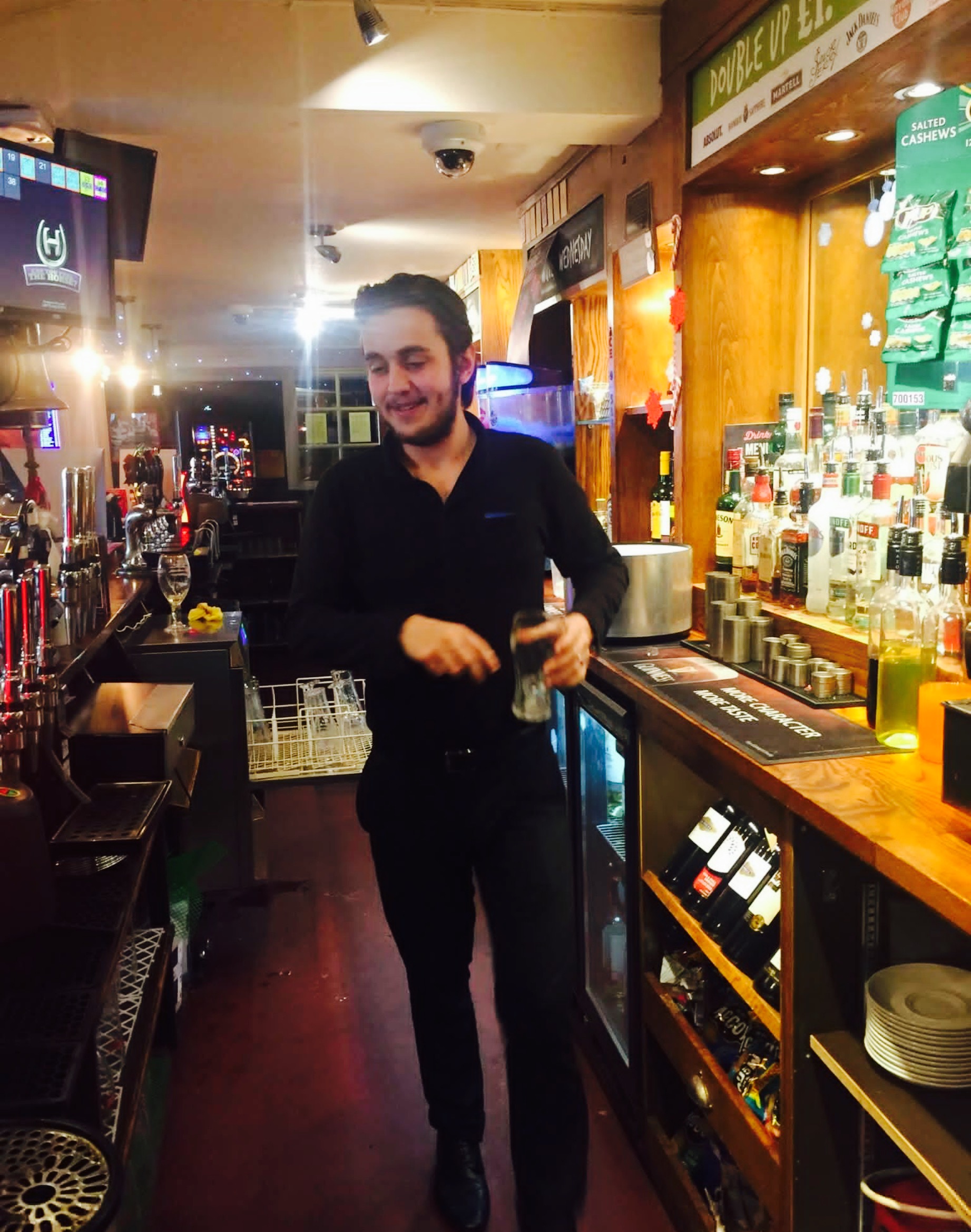 Old Farmhouse - Hungry Horse