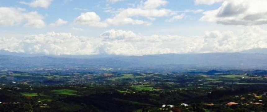 Mirador Brisas del Monte餐厅图片