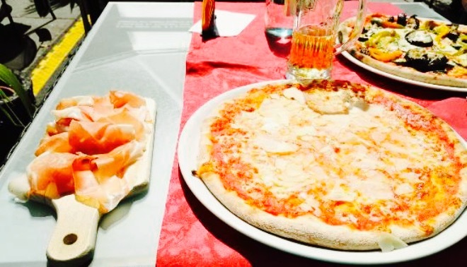 Pizzeria Da Chi Ragas餐厅图片