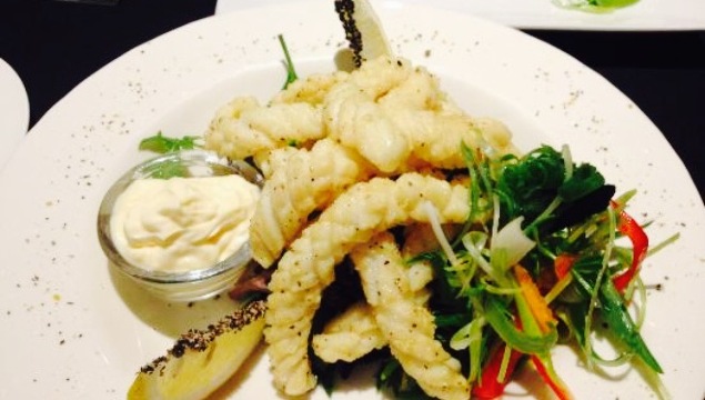 Pavilion Restaurant and Lounge餐厅图片