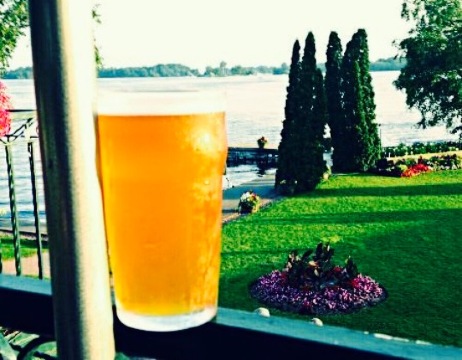 Watermark Restaurant at The Gananoque Inn餐厅图片