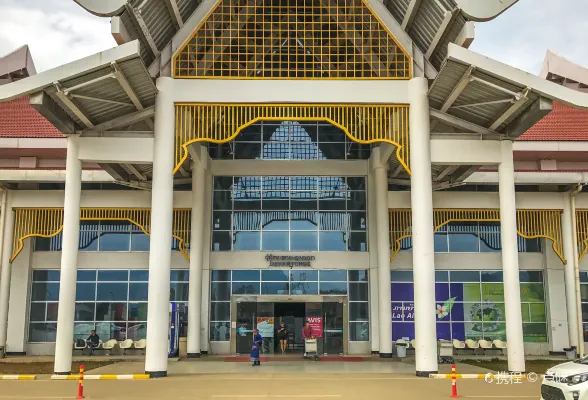 Location de voitures à Aéroport international de Luang Prabang