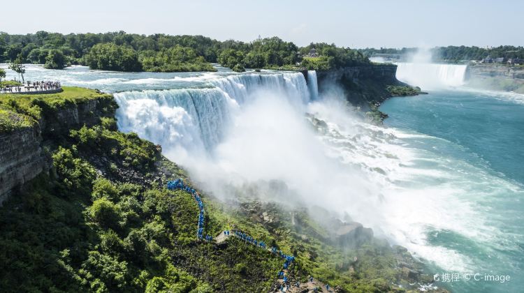 2-Day Niagara Falls Tour from New York · Corning Museum of Glass and Watkins Glen State Park | Overnight at Niagara Falls