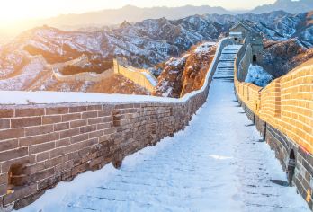 北京八达岭长城+颐和园一日游【登万里长城/游皇家园林】【登万里长城之精髓“八达岭长城”游皇家园林颐和园，观清华、北大或鸟巢、水立方外景】