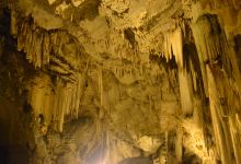 Peania Cave "Koutouki"景点图片