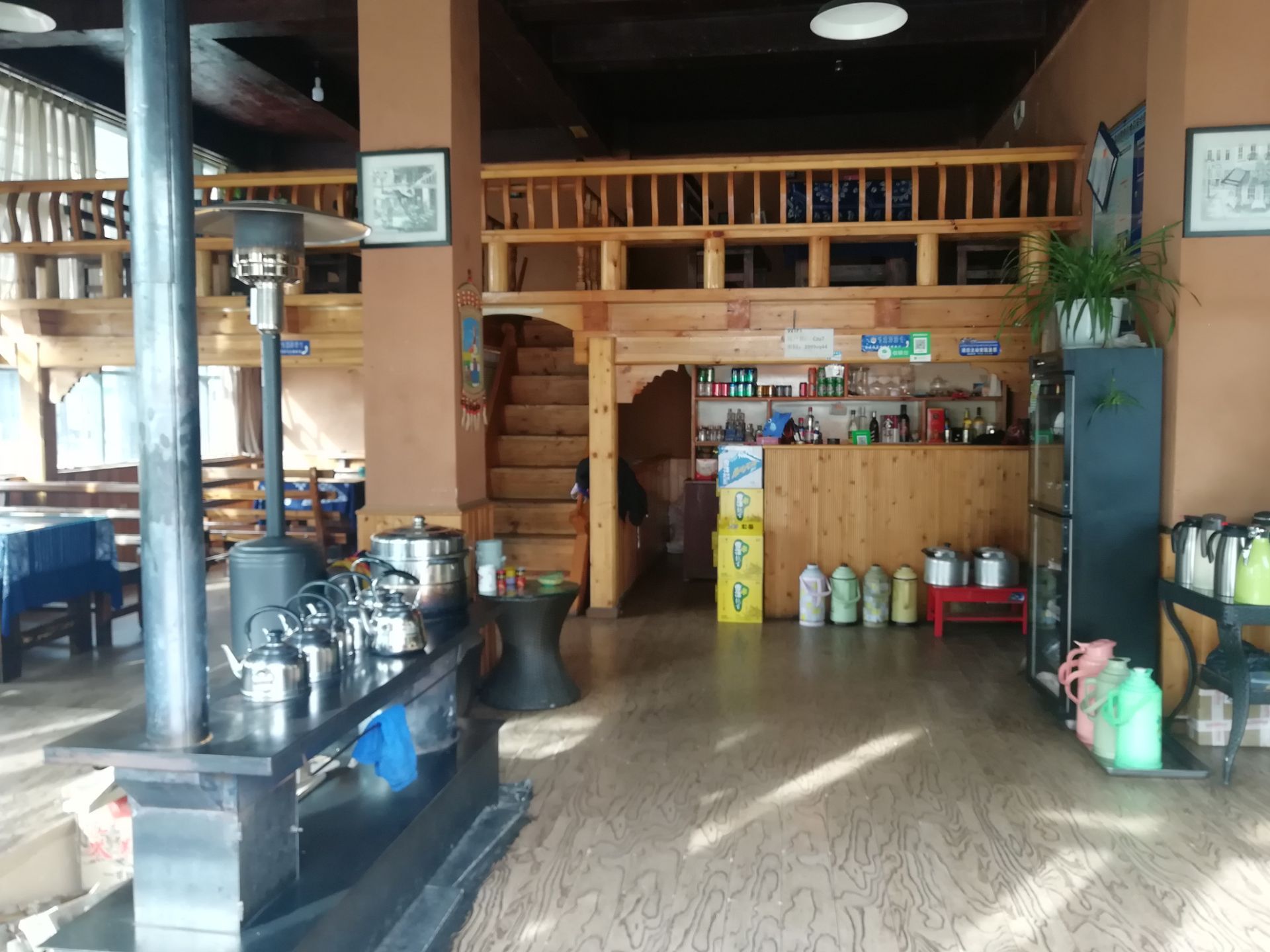 德勒藏餐餐厅图片