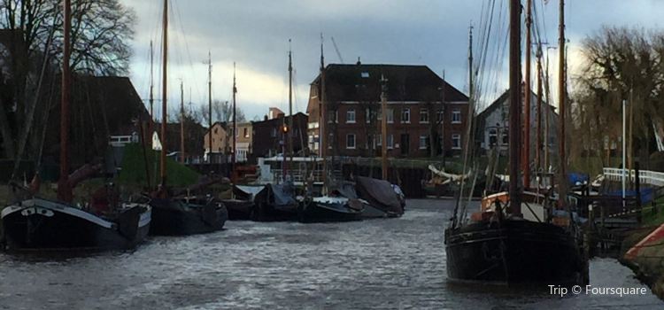 Hafen Carolinensiel Travel Guidebook Must Visit Attractions In