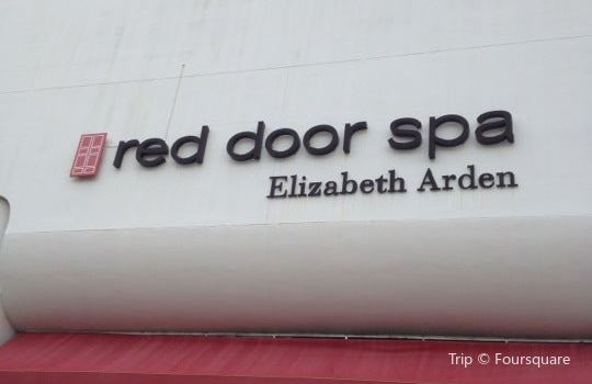Elizabeth Arden Red Door Spa Travel Guidebook Must Visit