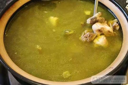 炉霍县汤小妹汤锅店