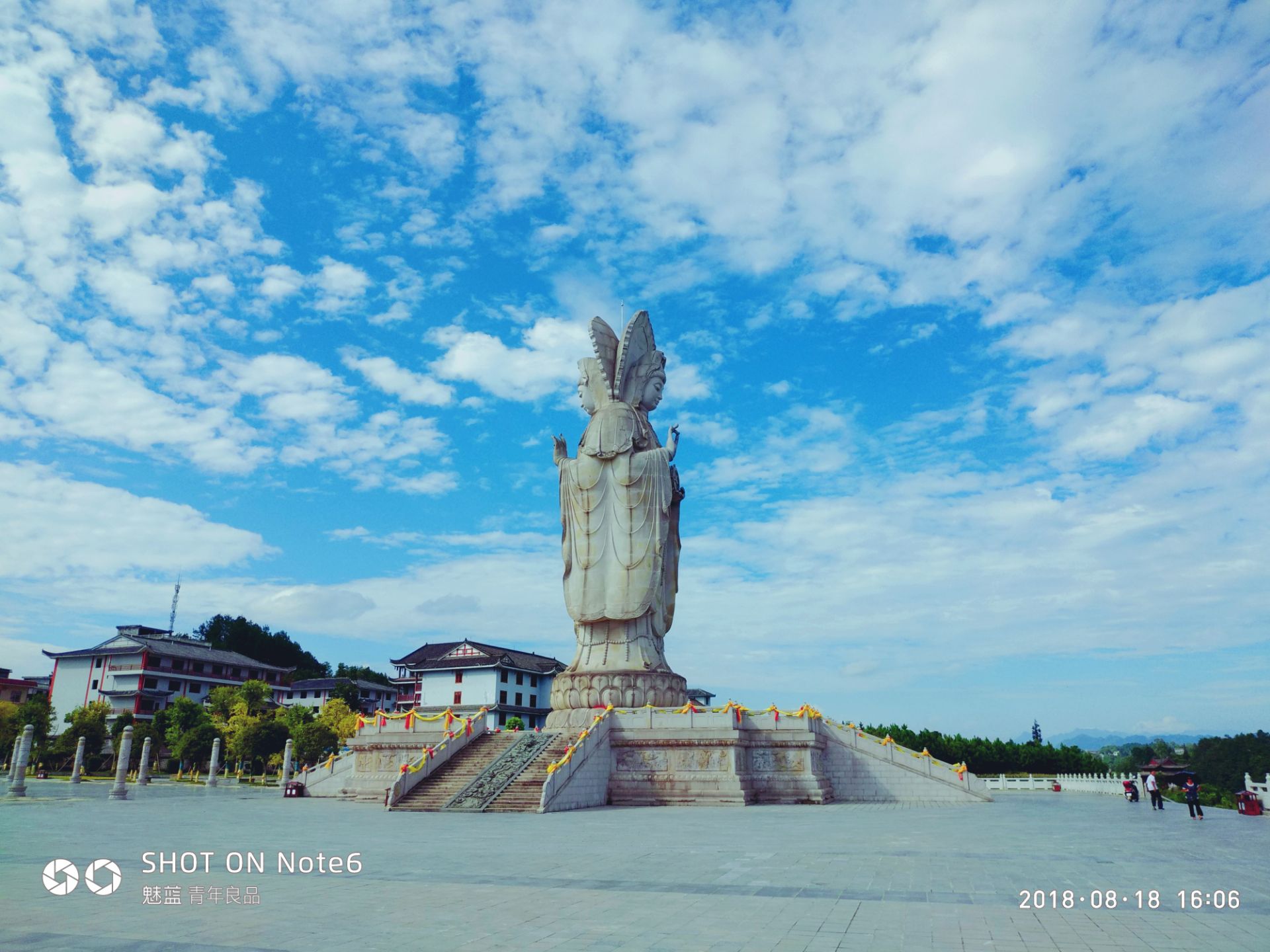 来鳳 仙仏寺 評判 案内 トリップドットコム