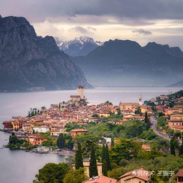 意大利米兰10日9晚私家团