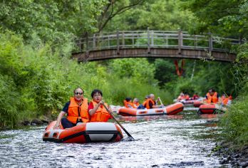 长白山魔界漂流半日游【2-6人精品小团，上门接送，纯玩】【本地向导贴心服务，纯玩无购无套路】
