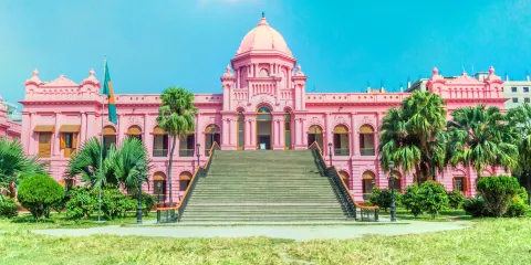 阿赫桑曼濟勒粉紅宮殿