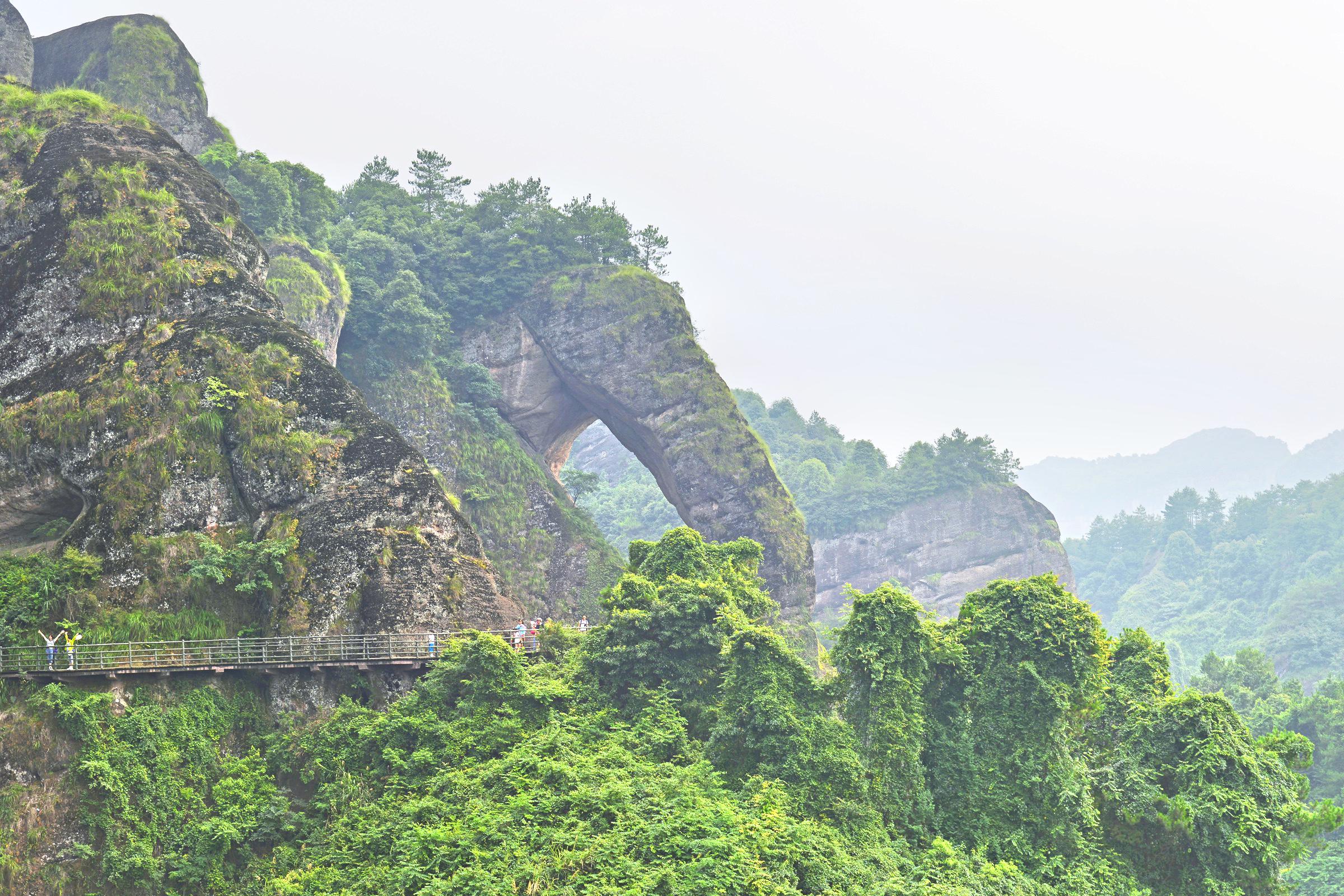 象鼻山游览区
