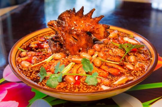 苍龙聚缘休闲山庄