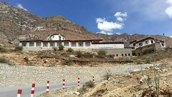 曲桑寺