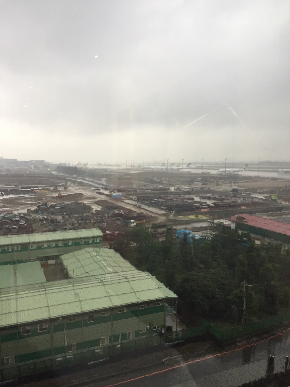 冬季到台北来看雨