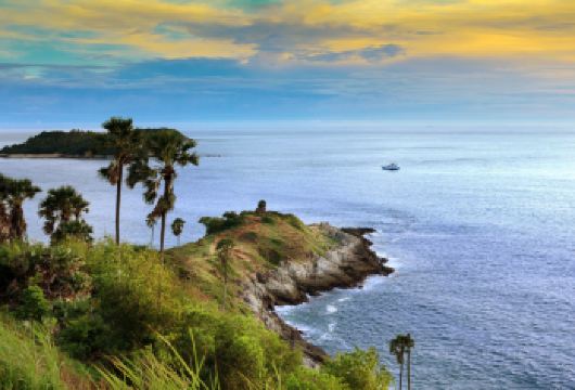 普吉ATV越野+骑象体验：神仙半岛美景与拉崴海鲜市场探索之旅【[ATV越野20分钟]穿越自然丛林，感受刺激驾驶乐趣，轻松畅玩无压力】