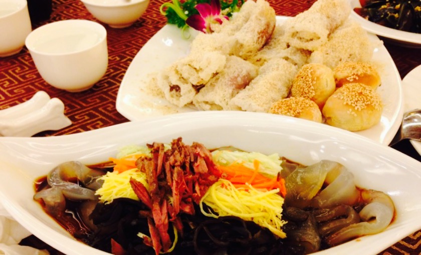 鸿宴饭庄(南湖店)