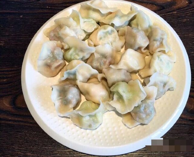開海紅島海鮮蝦水餃(新湛路店)