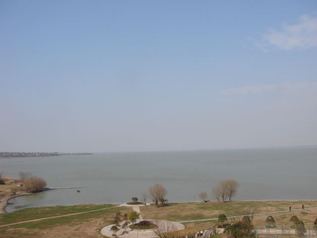 巢湖