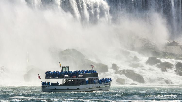 4-Day East Coast Highlights Tour from Boston · New York, Philadelphia, Washington D.C. and Niagara Falls