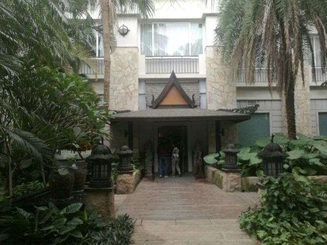 Riyuegu HotSprings Resort