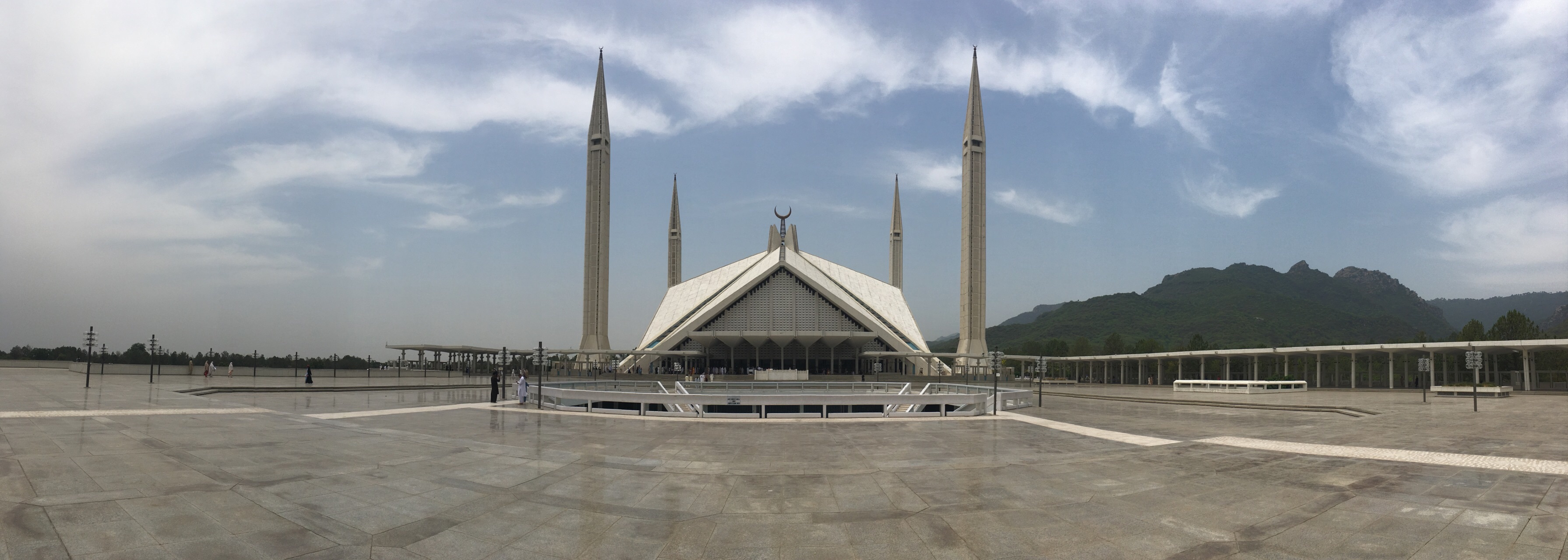 游巴基斯坦最大的清真寺