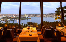 Canlis Restaurant餐厅图片