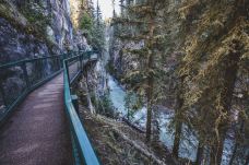 强斯顿峡谷-Improvement District No. 9-doris圈圈