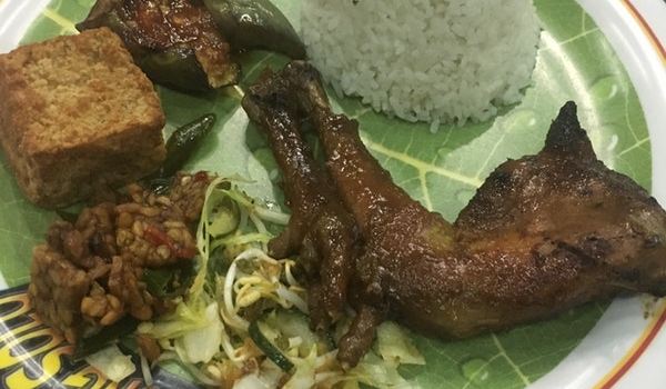 Prayoga: Nasi Ayam Penyet Wong Solo Delivery