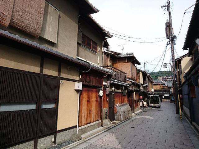 Hanamikoji