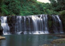 佛佛瀑布-关岛-doris圈圈