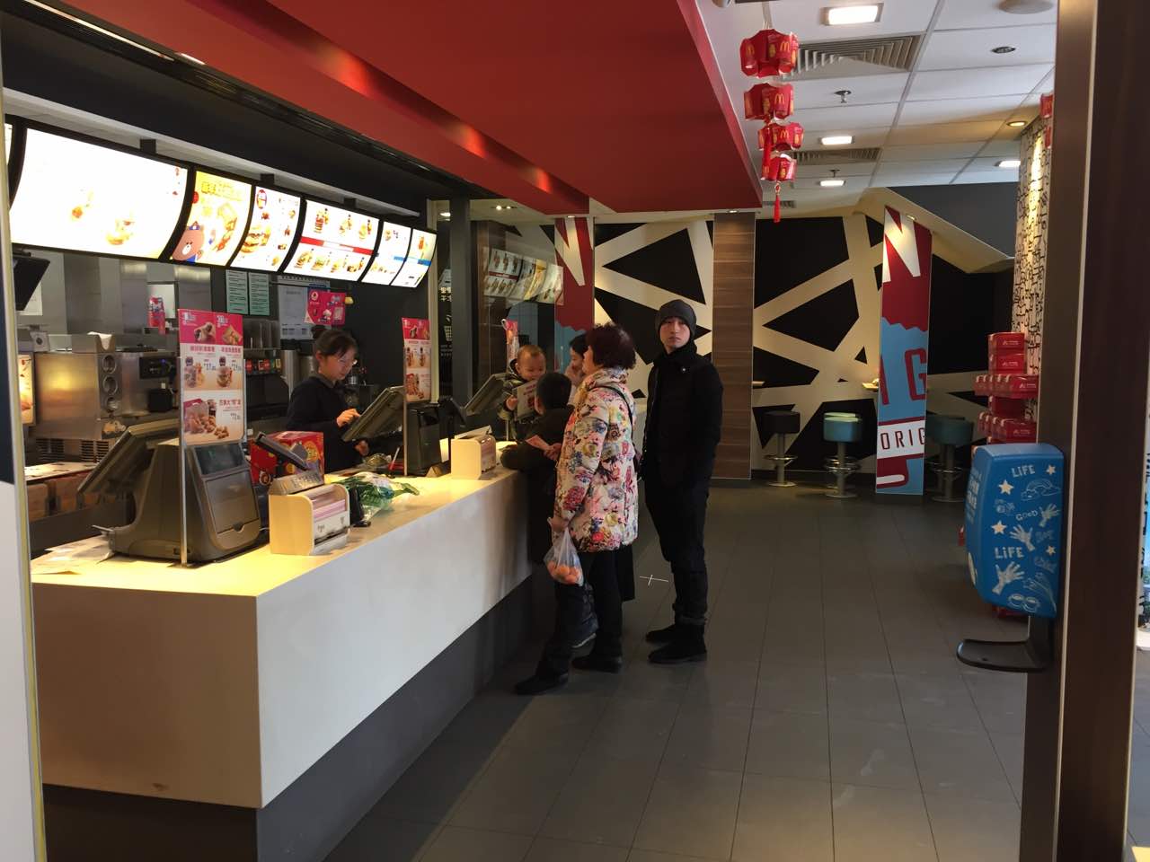 麦当劳(临海银泰城店)