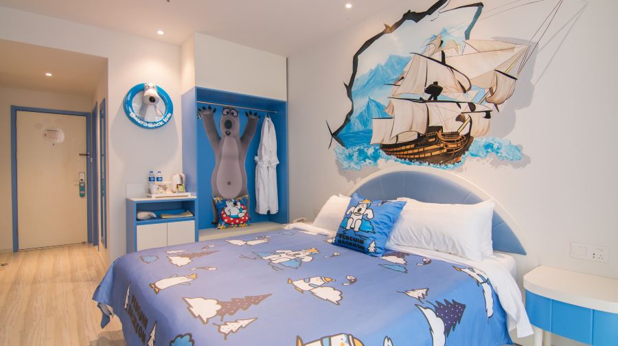 漫趣乐园酒店(上海国际旅游度假区川沙地铁站