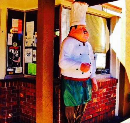 M & M Restaurant & Lounge餐厅图片