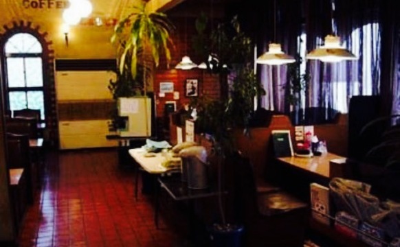 Restaurant & Coffee Shop Low Trek餐厅图片