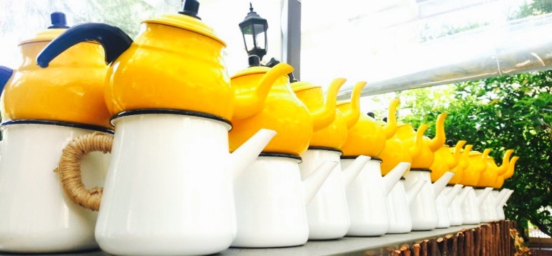 Sari Demlik Breakfast