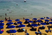 Peroulia Beach est. 1984美食图片