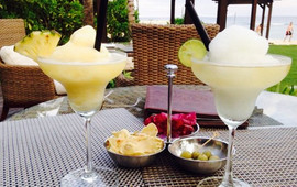 Breezes Tapas Lounge(西班牙海滨酒吧)