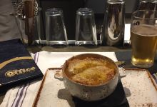Office Tavern & Grill美食图片