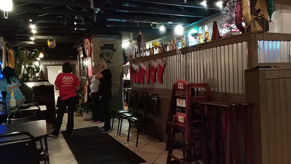 Rick's Cross Road Grille