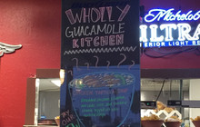 Wholly Guacamole Kitchen餐厅图片